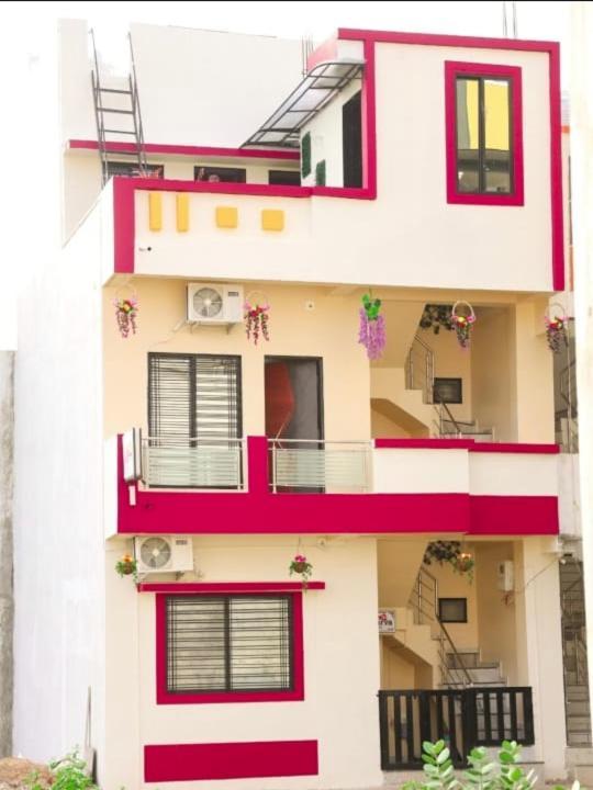 Jai Swaminarayan Delux Homestay Garudeshwar Esterno foto