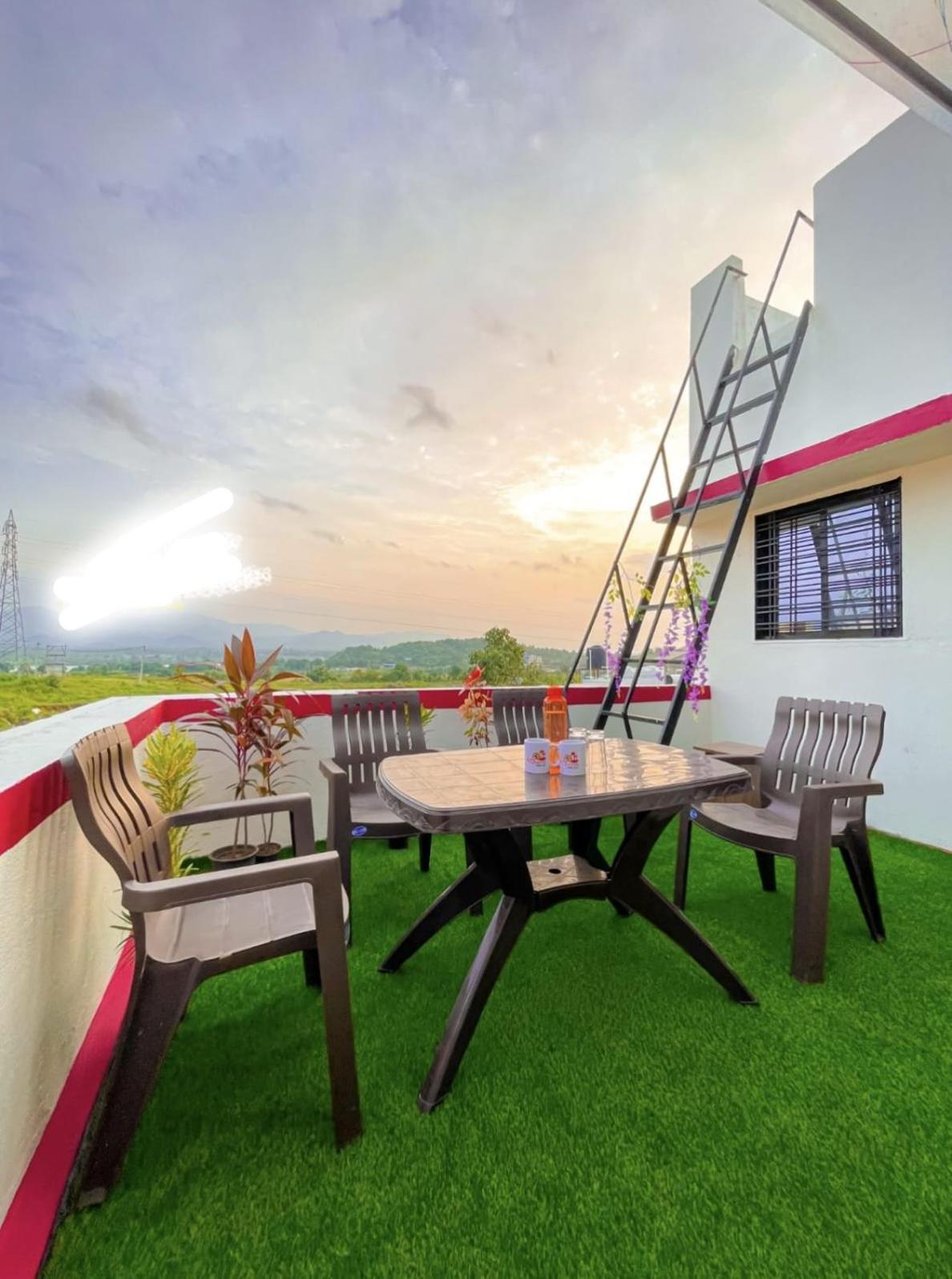 Jai Swaminarayan Delux Homestay Garudeshwar Esterno foto