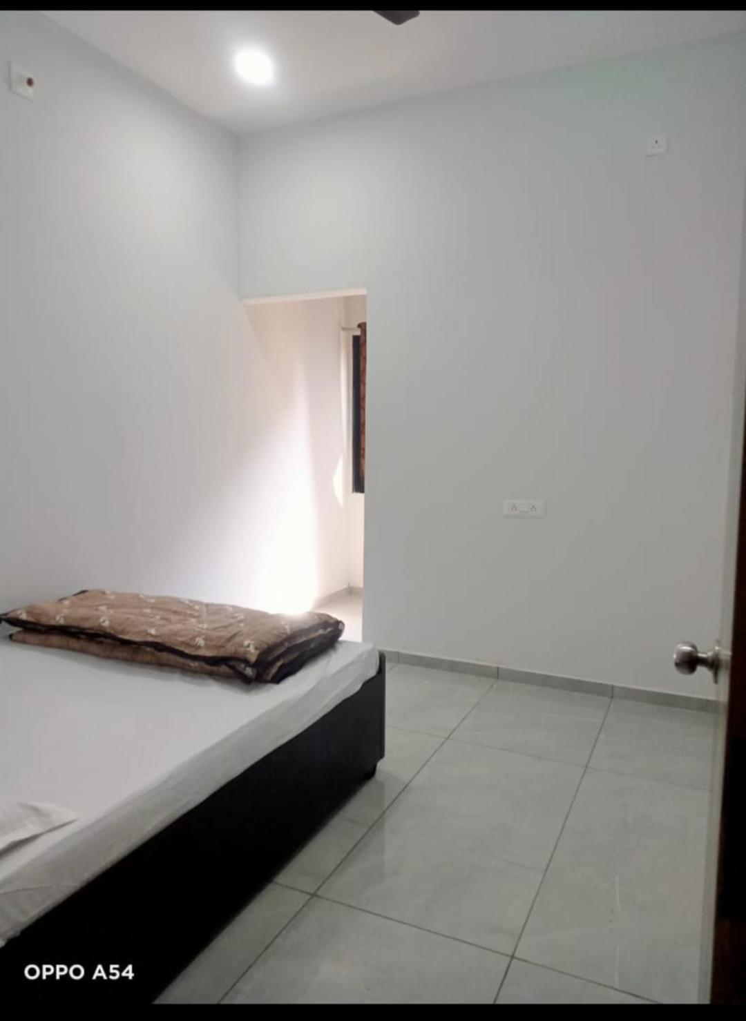 Jai Swaminarayan Delux Homestay Garudeshwar Esterno foto